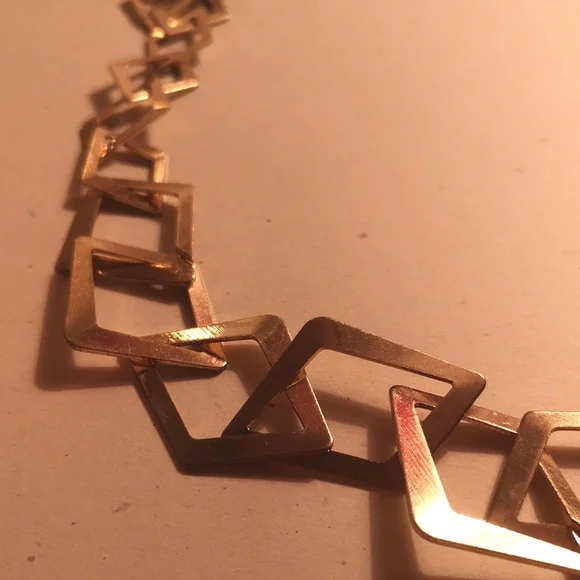 Vintage gold tone chain belt - Picture 2 of 4